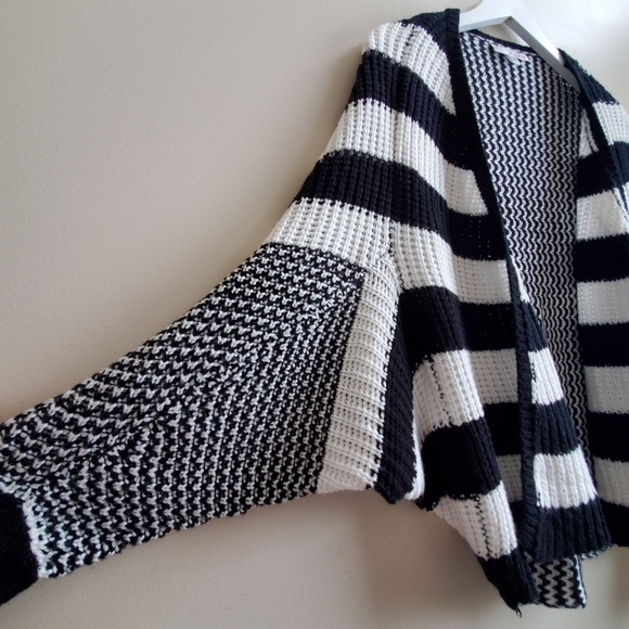 I am love with Derek ❤️ Brand Cardigan with Dolam sleeves, M size - Picture 5 of 8